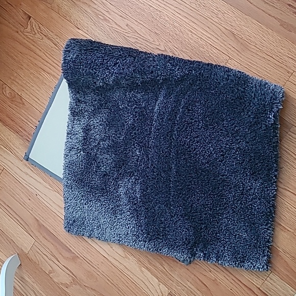 Simply Vera Premium Luxury Bath Rug 24" x 40" - Picture 4 of 4